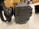 Sony FX6 Full-Frame con empuñadura, tarjetas CFexpress TOUGH y batería con montura V - foto 1